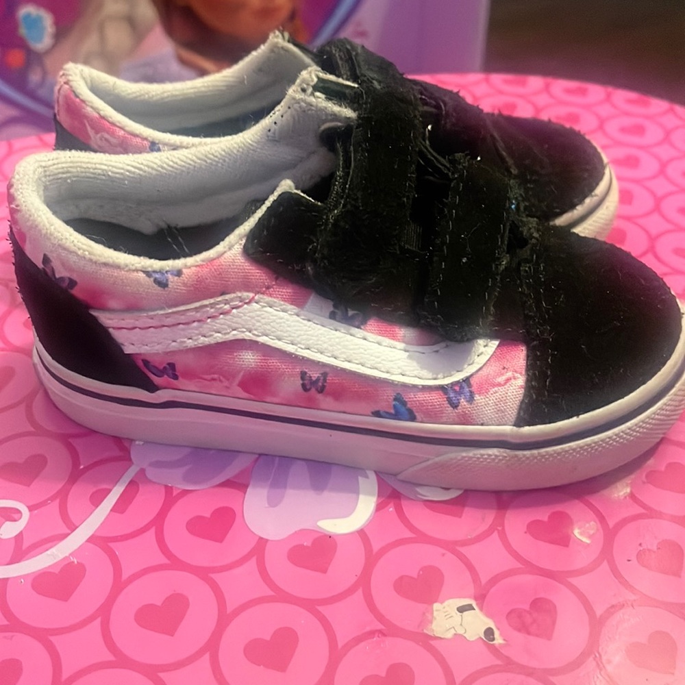 Butterfly converse toddlers